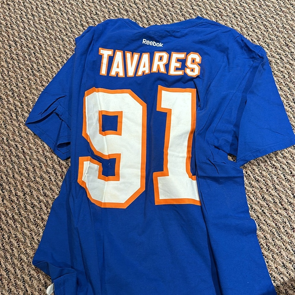 Blue islanders tee shirt John Tavares - Picture 2 of 2